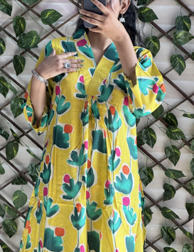 Sarah Kurta Set