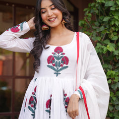 Apurva Anarkali Set