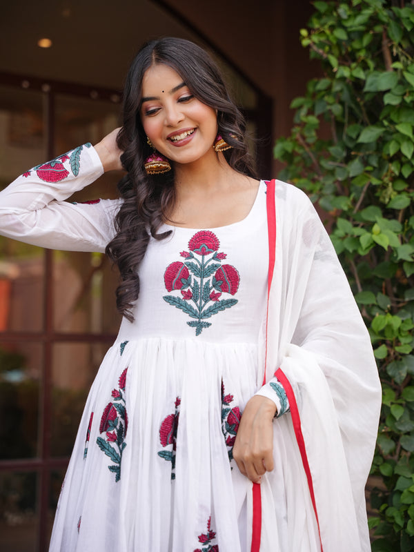 Apurva Anarkali Set