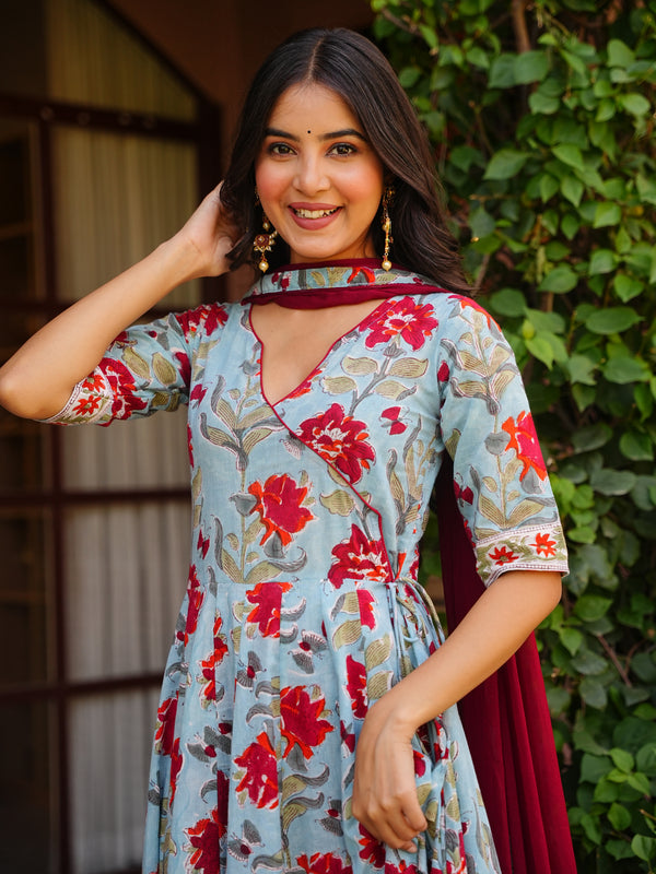 Sakshi Anarkali Set