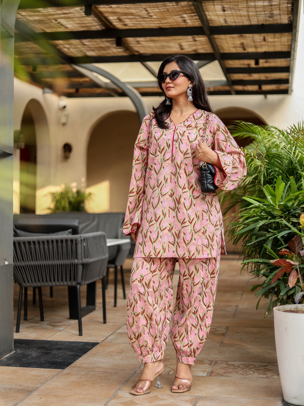 Tulip Farshi Set