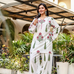 Juhi Farshi Set